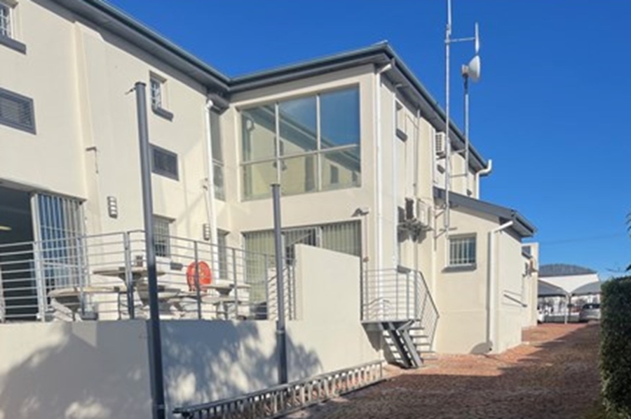 To Let commercial Property for Rent in Newton Park Eastern Cape